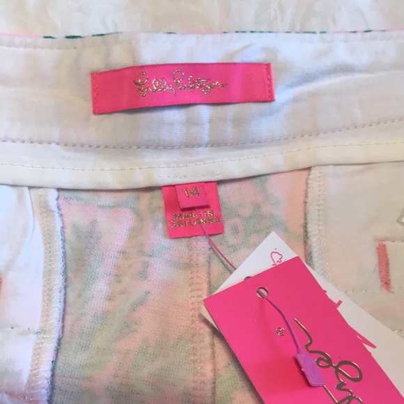 NWT Lilly Pulitzer Buttercup shorts size 14 - Picture 3 of 9